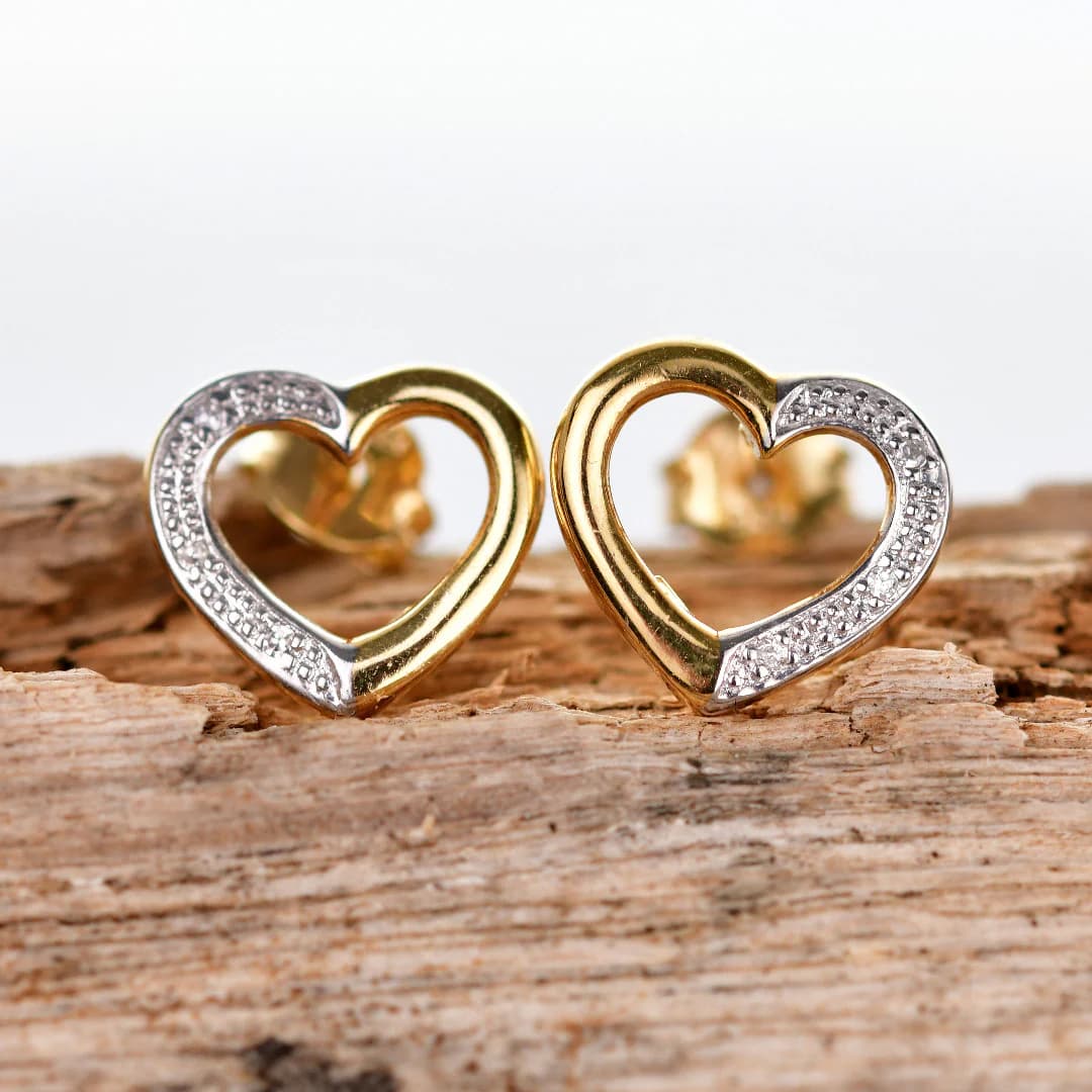 Shop Diamond Earrings online UK with Certified Diamonds