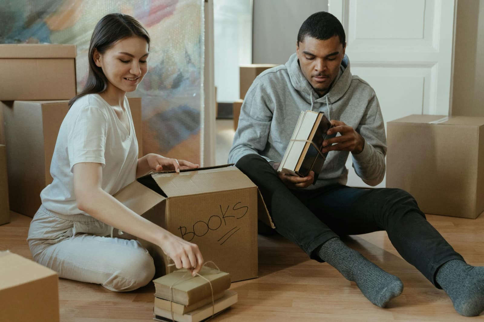 Top International Moving Company UK – Reloux Services