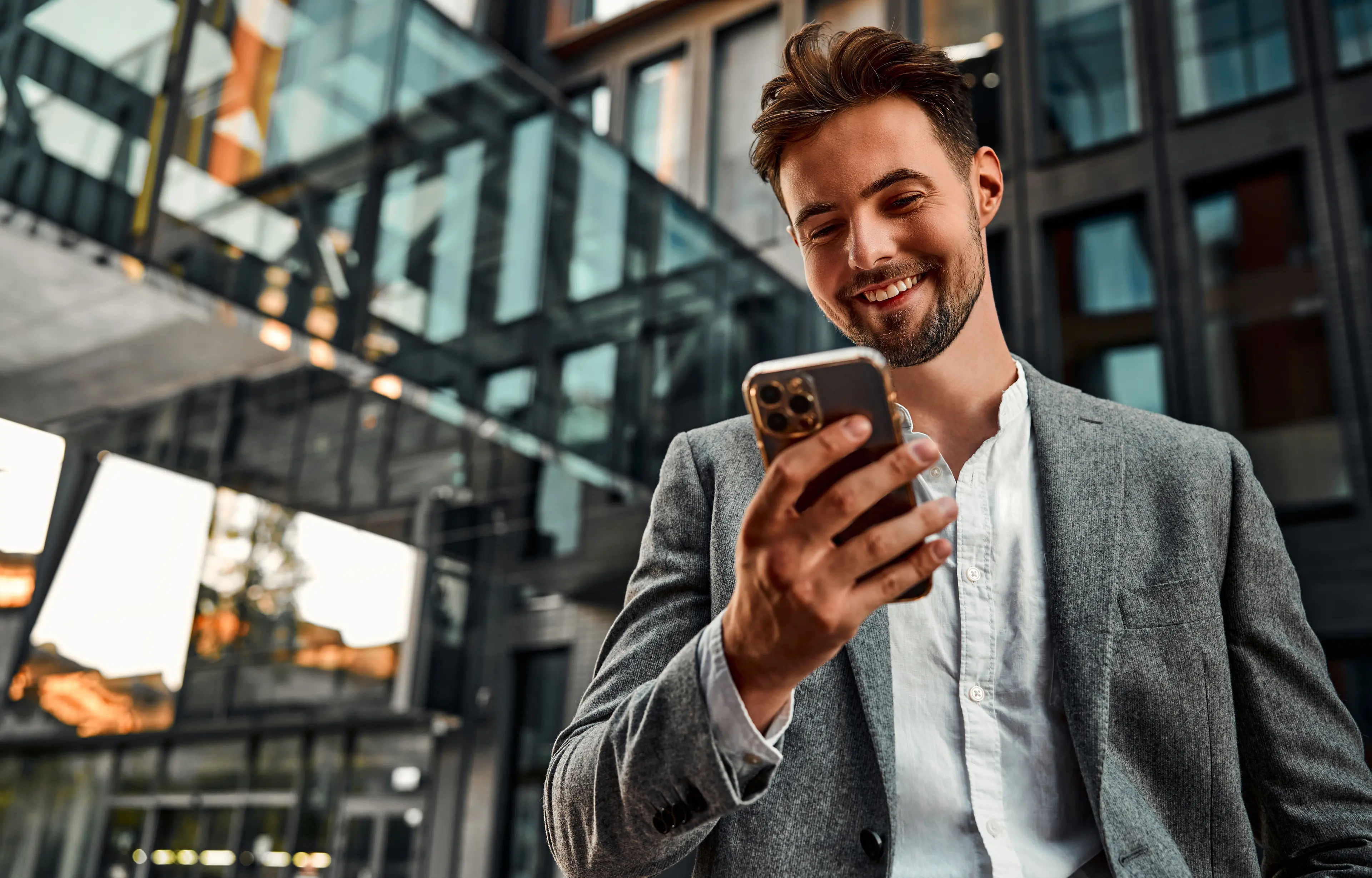 How to Choose the Best Mobile Phone Deals for Your Business Needs