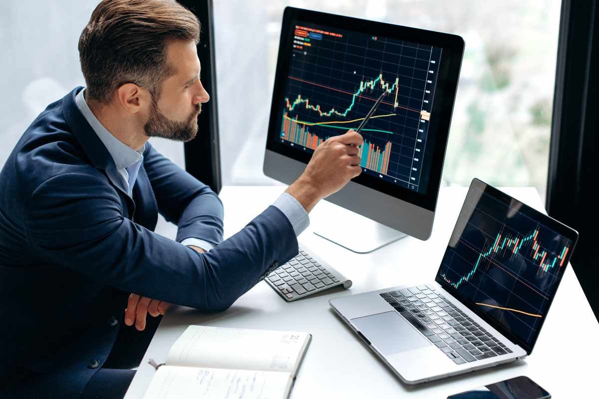 نصائح لتداول الأسهم بأمان مع تطبيق آمن لتداول الأسهم في المملكة العربية السعودية